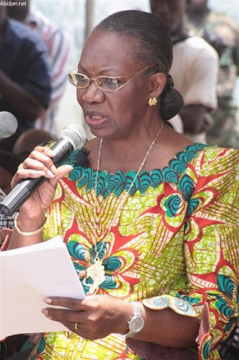 Madame Henriette Diabaté aux Femmes Atchan : 